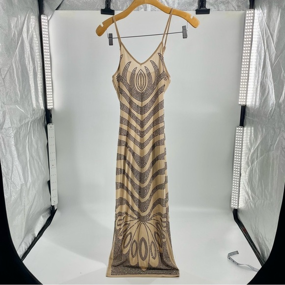 Banjul‎ Rhinestone Waves Body-Con Nude Stretchy midi shear dress Medium - Picture 5 of 16